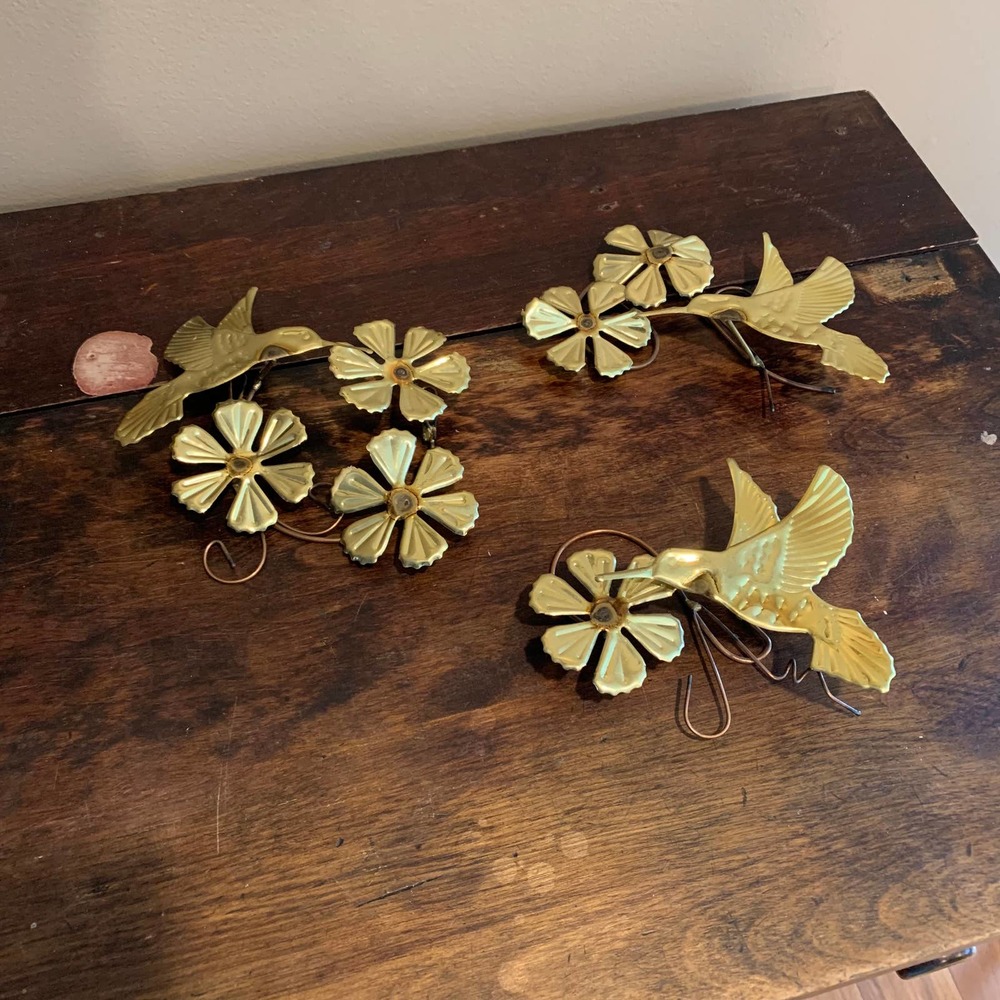 Vintage Gold Floral Hummingbird Wall Accents